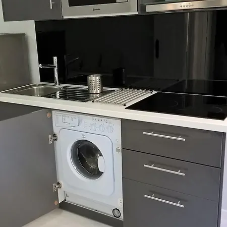 Covelo Apartment